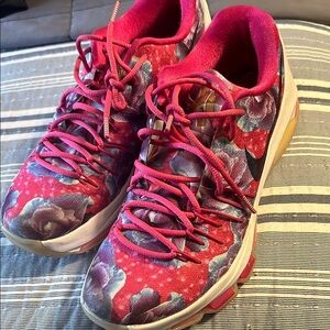 KD Aunt Pearl Low Top Mens Sneakers Size 9.5